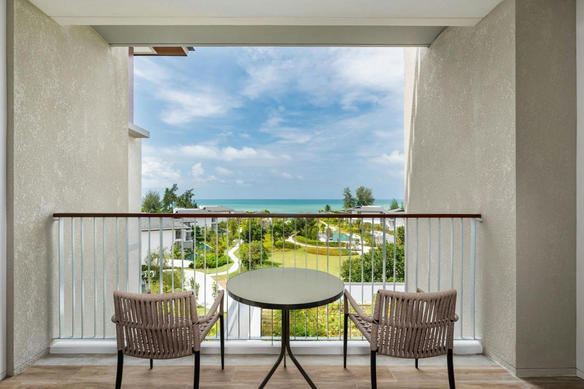 Khao Lak Marriott Beach Resort & Spa Exterior photo
